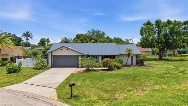 5837 Tallowood Cir, Fort Myers, Florida 33919, image 1