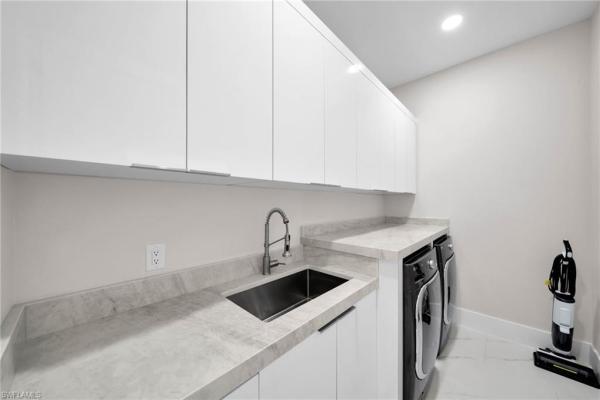 Cape Coral, 1216 32nd Pl, Cape Coral, Florida 33993, image 3