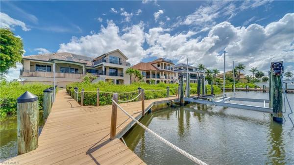 Jonathan Harbour, 14571 Jonathan Harbour Dr, Fort Myers, Florida 33908, image 3