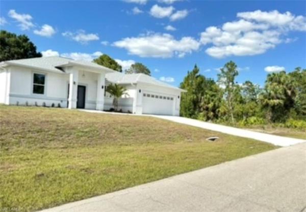 Lehigh Acres, 16 7th St, Lehigh Acres, Florida 33972, image 2