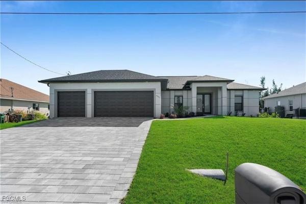 Cape Coral Residential, 1520 36th Pl, Cape Coral, Florida 33993, image 1