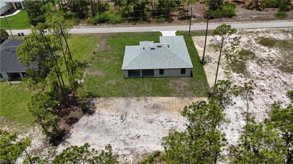 Lehigh Acres, 1116 Leroy Ave, Lehigh Acres, Florida 33972, image 2