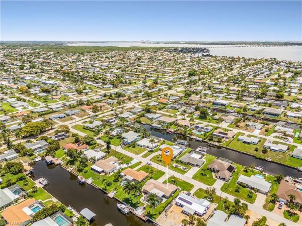 Cape Coral Residential, 3022 17th Pl, Cape Coral, Florida 33904, image 2