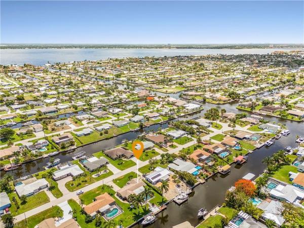 Cape Coral Residential, 3022 17th Pl, Cape Coral, Florida 33904, image 1