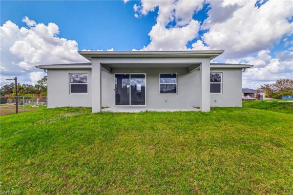 Lehigh Acres, 434 Rathburn St, Lehigh Acres, Florida 33974, image 1