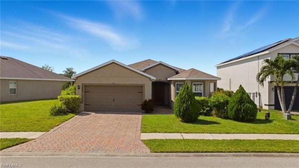 Marblebrook, 10884 Marble Brook Blvd, Lehigh Acres, Florida 33936, image 3