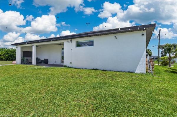 Cape Coral Residential, 1902 20th St, Cape Coral, Florida 33909, image 2