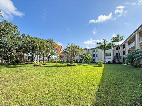 Westchester, 2264 Winkler Ave #107, Fort Myers, Florida 33901, image 3