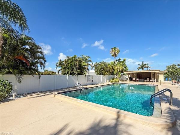 Westchester, 2264 Winkler Ave #107, Fort Myers, Florida 33901, image 2