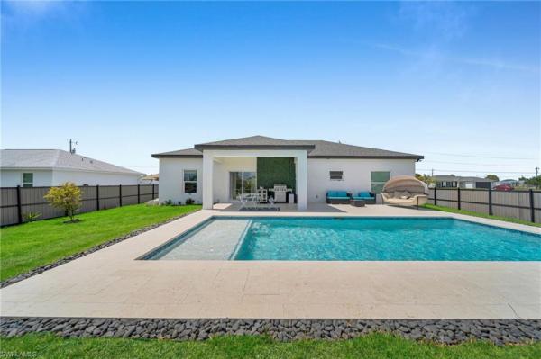 Cape Coral Residential, 405 10th St, Cape Coral, Florida 33993, image 2