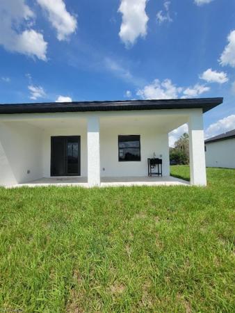 708 S Godwid Ave, Lehigh Acres, Florida 33974, image 1