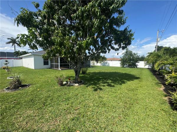 Cape Coral Residential, 1626 Four Mile Cove Pkwy, Cape Coral, Florida 33990, image 3