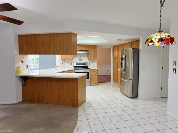 Whiskey Creek Club Estates, 5416 E Brandy Cir, Fort Myers, Florida 33919, image 2