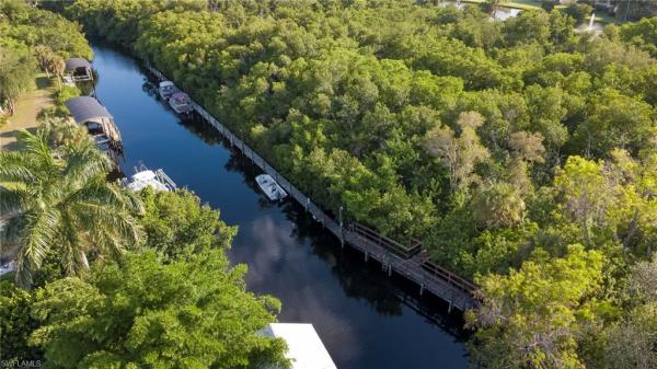 Sawmill Villas, 5709 Foxlake Dr #208, North Fort Myers, Florida 33917, image 2