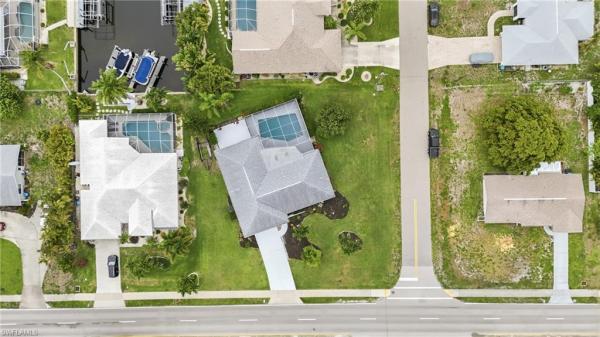 Cape Coral, 4129 Country Club Blvd, Cape Coral, Florida 33904, image 3