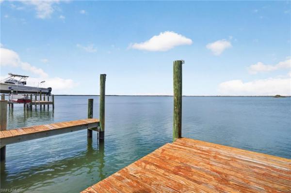 Fairview Isles, 3 Bayview Blvd, Fort Myers Beach, Florida 33931, image 1