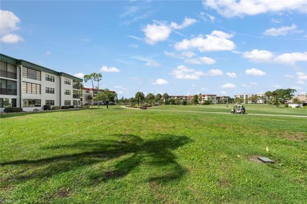 Carleton House, 1747 Pebble Beach Dr #113, Fort Myers, Florida 33907, image 3