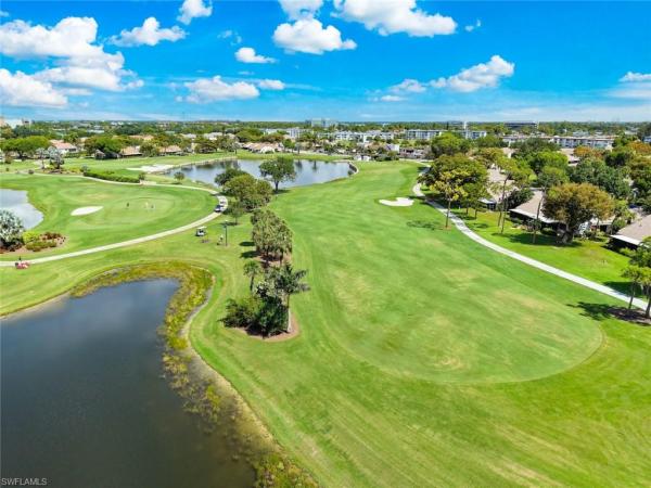 Carleton House, 1747 Pebble Beach Dr #113, Fort Myers, Florida 33907, image 2