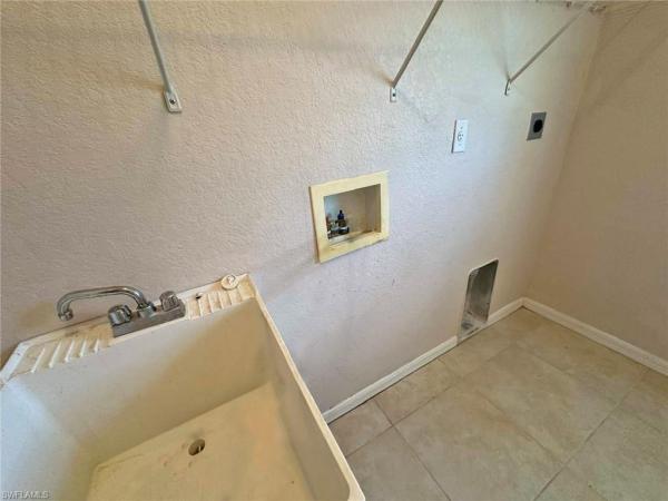 Cape Coral, 3025 4th Pl, Cape Coral, Florida 33914, image 1