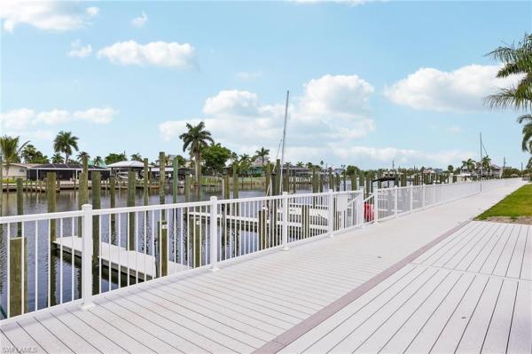 Boardwalk Caper, 18010 San Carlos Blvd #33, Fort Myers Beach, Florida 33931, image 3