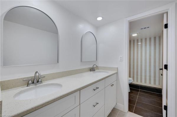 Parkwoods, 4047 Sandlewood Ln #3, Fort Myers, Florida 33907, image 2