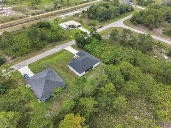 1237 Bermar St, Fort Myers, Florida 33913, image 2