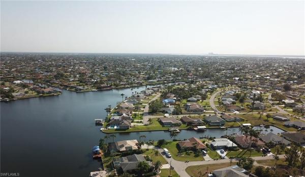 Cape Coral, 3538 1st Pl, Cape Coral, Florida 33904, image 2