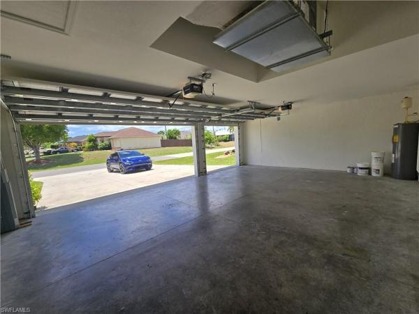 Cape Coral Residential, 329 21st Ln, Cape Coral, Florida 33991, image 2