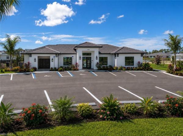Parkway Preserve, 10954 Preachers Cove Ln, Fort Myers, Florida 33913, image 3