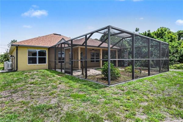 Cape Coral Residential, 1006 33rd St, Cape Coral, Florida 33909, image 3