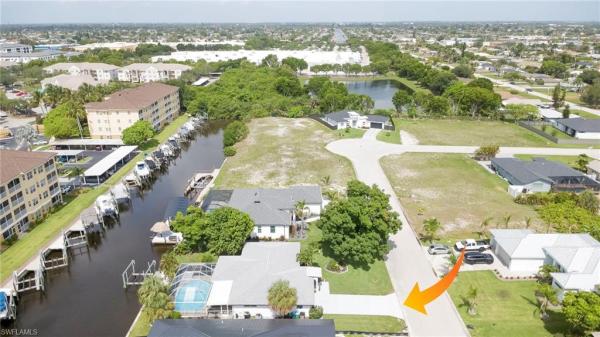 Cape Coral, 1914 Ottersrest Ln, Cape Coral, Florida 33990, image 1