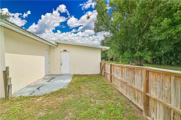 1130 Travis Ave, North Fort Myers, Florida 33903, image 3