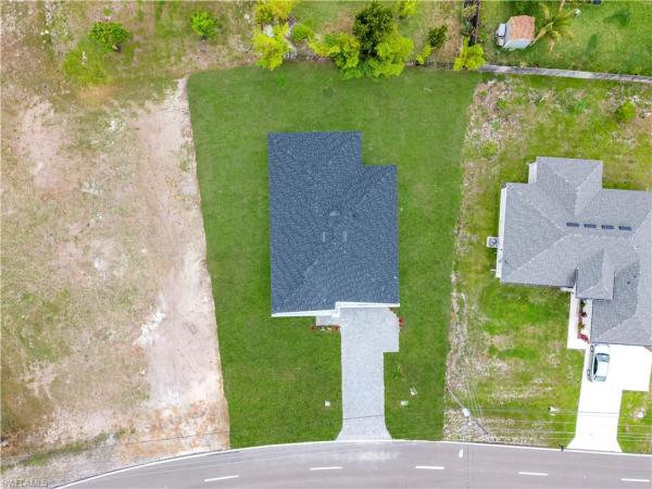 Gator Circle, 3814 W Gator Cir, Cape Coral, Florida 33909, image 2