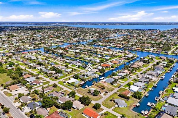 Cape Coral, 4822 1st Ct, Cape Coral, Florida 33914, image 2