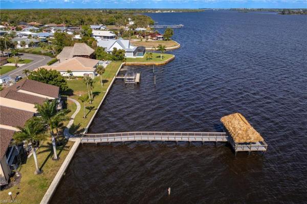 Admiralty Yacht & Racquet Club, 15484 Admiralty Cir #2, North Fort Myers, Florida 33917, image 2