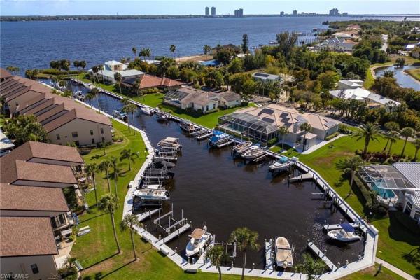 Admiralty Yacht & Racquet Club, 15484 Admiralty Cir #2, North Fort Myers, Florida 33917, image 2