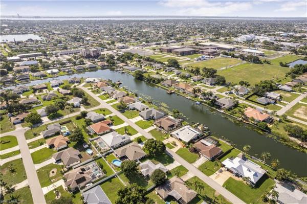 Cape Coral, 1401 3rd St, Cape Coral, Florida 33990, image 2