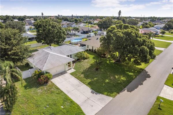 Cape Coral, 1401 3rd St, Cape Coral, Florida 33990, image 1
