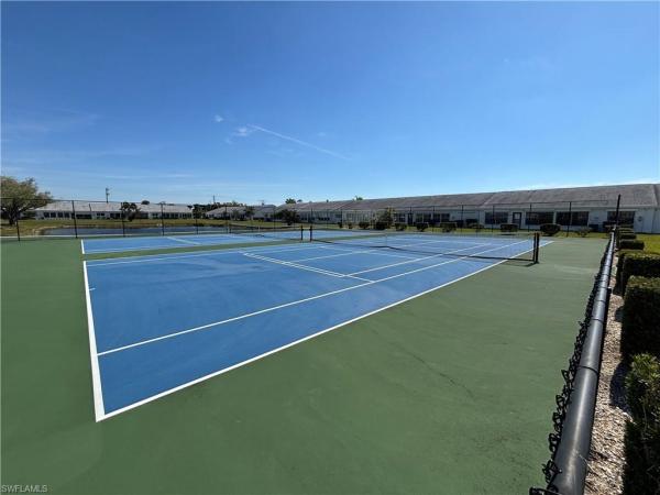 Myerlee Park Homes, 1515 Edgewater Cir, Fort Myers, Florida 33919, image 2