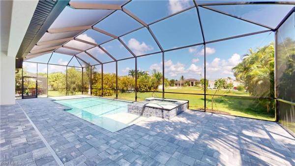 Cape Coral, 2809 W Cape Coral Pkwy, Cape Coral, Florida 33914, image 1