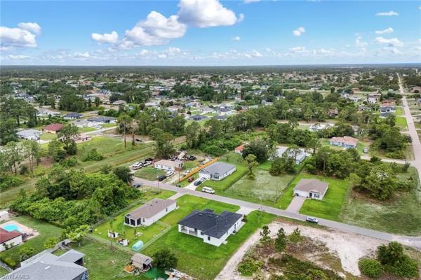 Lehigh Acres, 3005 S Ida Ave, Lehigh Acres, Florida 33976, image 2