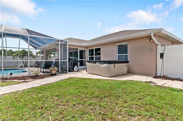 Cape Coral, 152 E Nicholas Pkwy, Cape Coral, Florida 33990, image 2