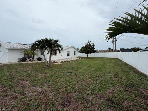 Cape Coral, 2121 1st Ter, Cape Coral, Florida 33990, image 2