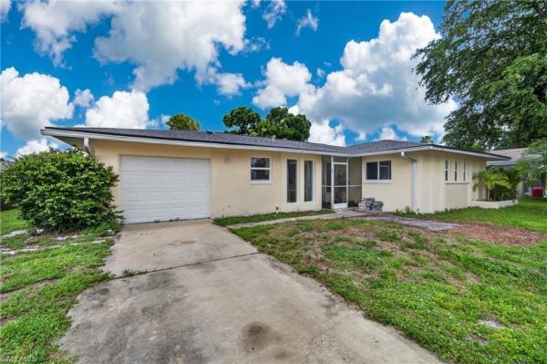 Cape Coral Residential, 1129 18th Ter, Cape Coral, Florida 33990, image 2