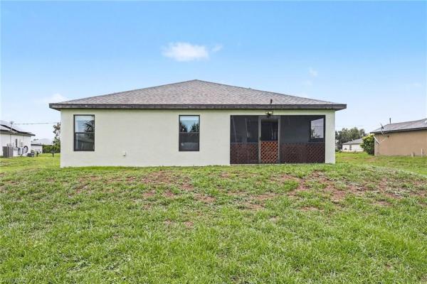Mirror Lakes, 816 La Salle Ave, Fort Myers, Florida 33913, image 3