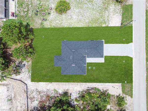 Lehigh Acres, 734 E Theodore Vail St, Lehigh Acres, Florida 33974, image 2