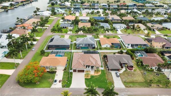 Cape Coral, 4418 25th Pl, Cape Coral, Florida 33914, image 1