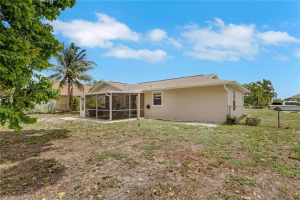 Cape Coral Residential, 621 29th Ter, Cape Coral, Florida 33914, image 2