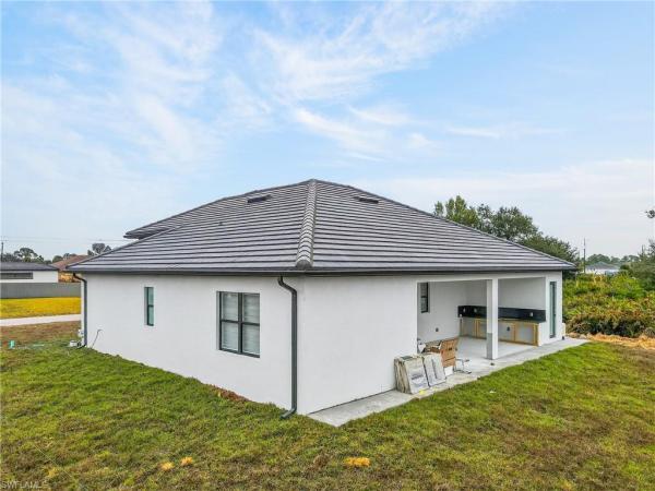 Lehigh Acres, 4107 SW 16th St, Lehigh Acres, Florida 33976, image 3