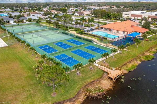 Brookshire Village, 13220 Whitehaven Ln #1404, Fort Myers, Florida 33966, image 2